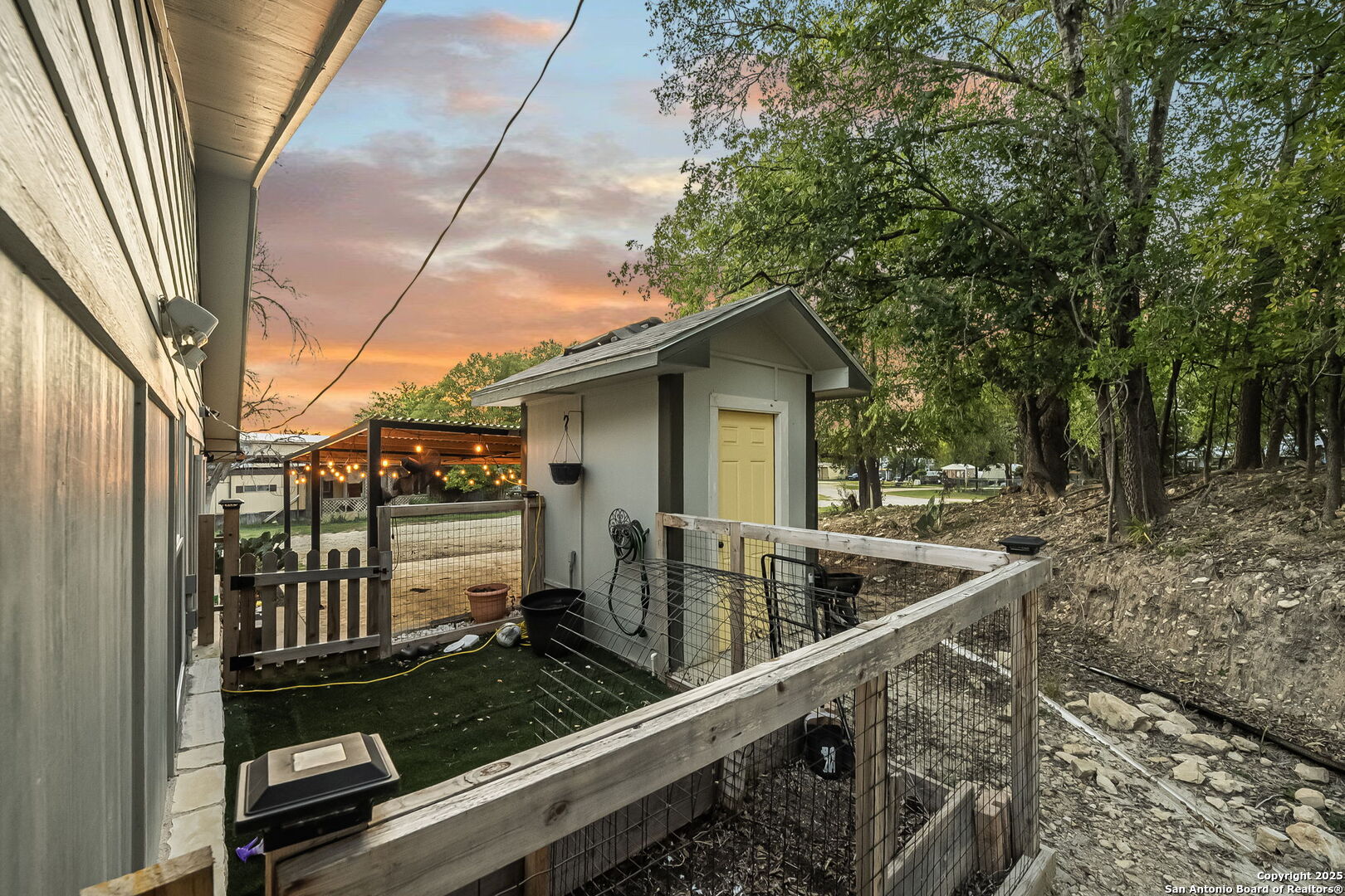 Residential Lease in Pipe Creek 3