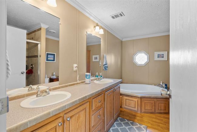 271 Key Largo Loop, House other with 3 bedrooms, 2 bathrooms and 3 parking in Pointblank TX | Image 29