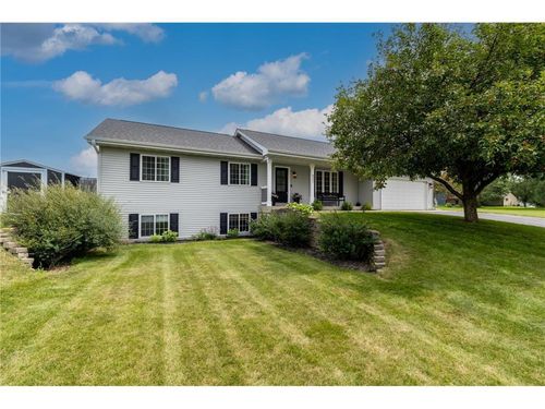 521 15th Ave, Baldwin, WI, 54002-9273 | Card Image