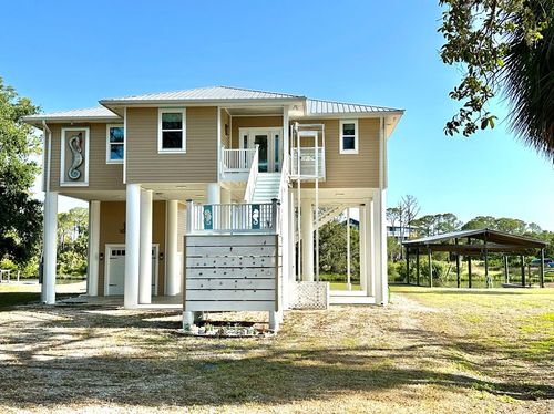 16441 Sw 120th Pl, CEDAR KEY, FL, 32625-4675 | Card Image