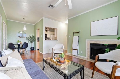 apt-211-2804 Rio Grande St, Austin, TX, 78705-3659 | Card Image
