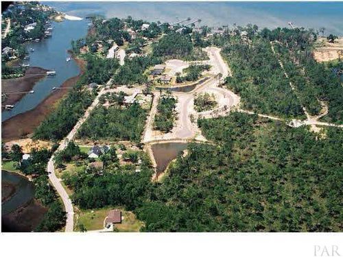 5556 Kailey Rd, Milton, FL, 32583-9390 | Card Image