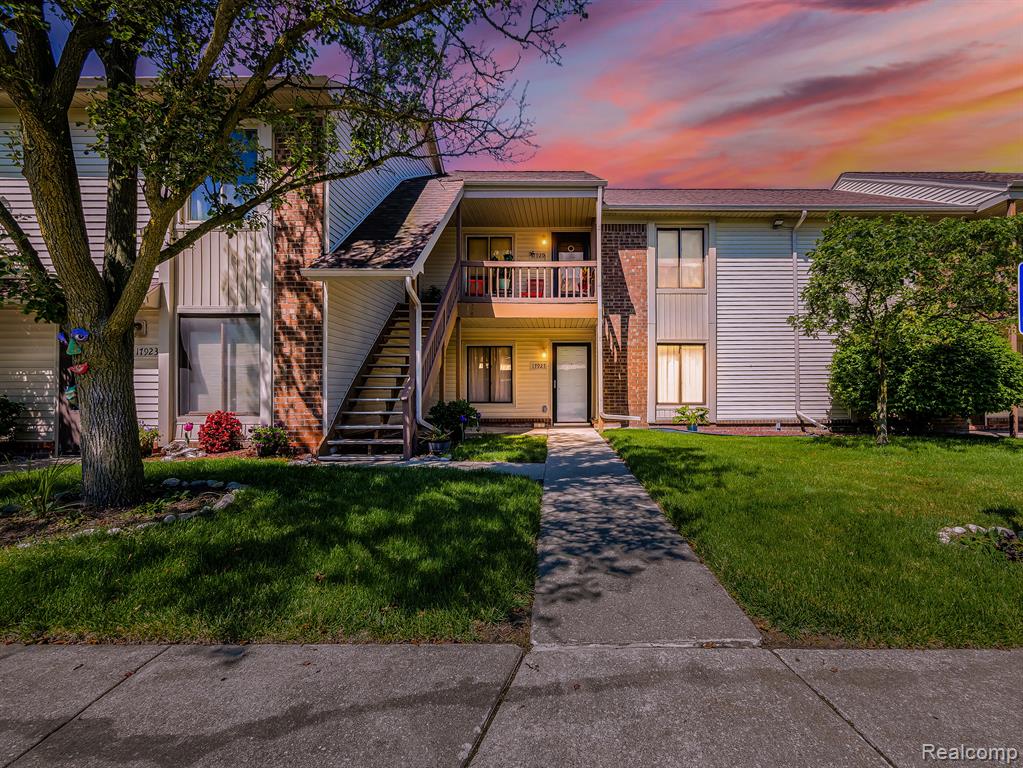 Phyllis St, Roseville, MI 48066