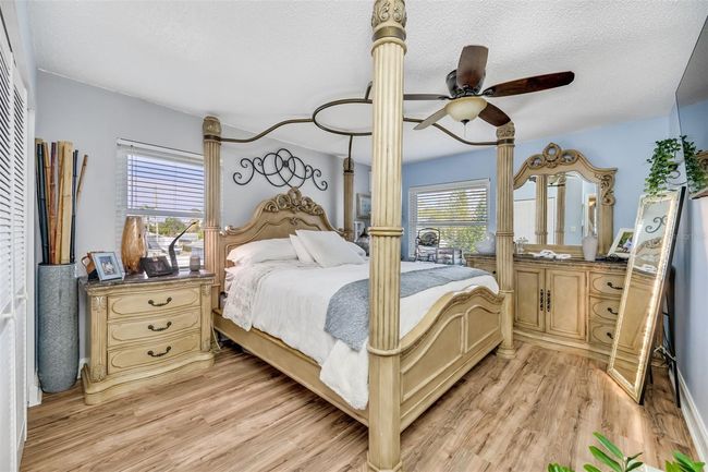Primary Bedroom | Image 17