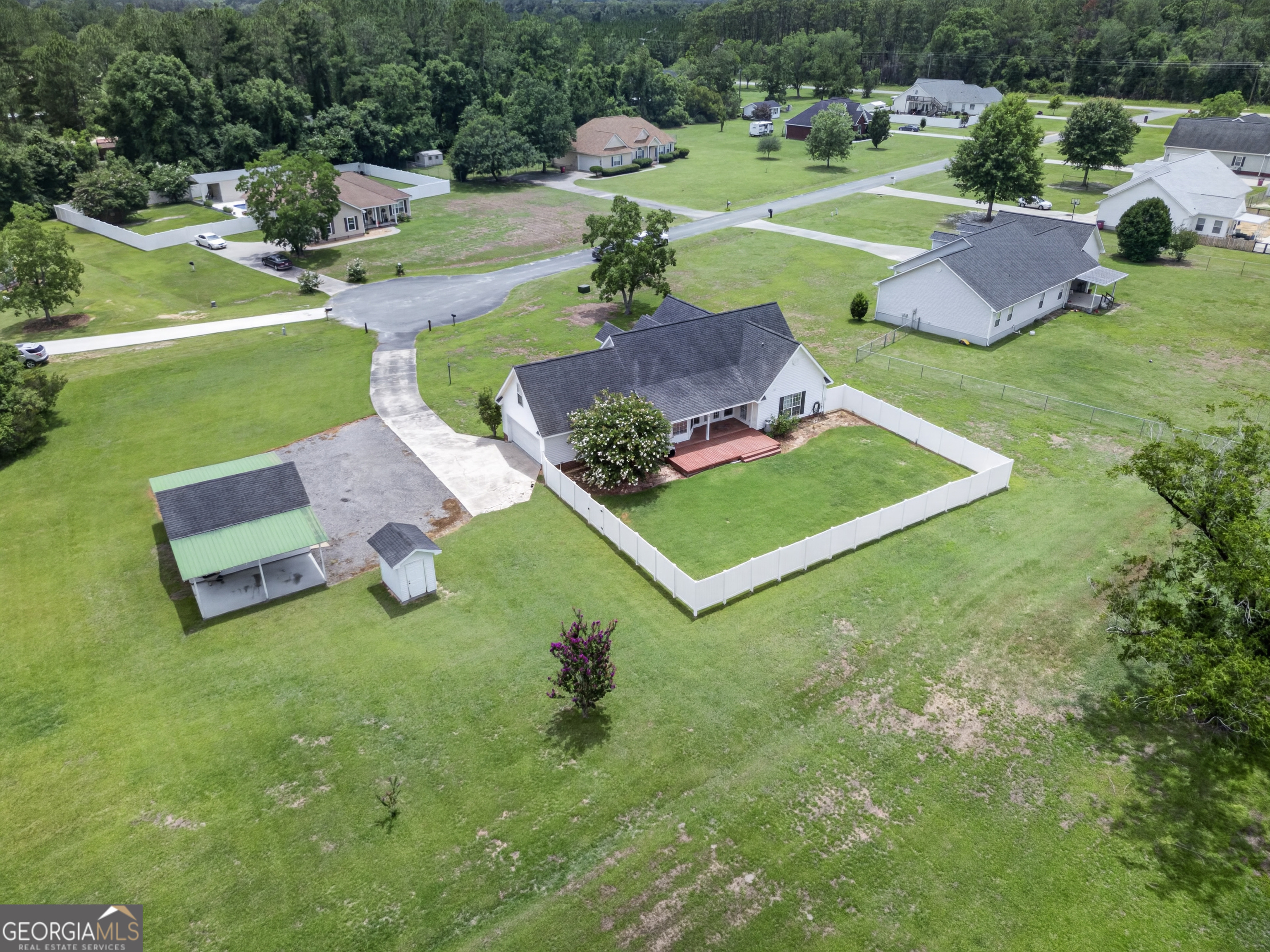 Residential in Blackshear 5
