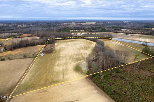 396 Riley Vann Ln, Dunn, NC, 28334-2853 | Card Image