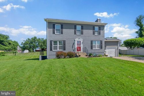 206 Royal Oak Cir, Hyattsville, MD, 20785-4862 | Card Image