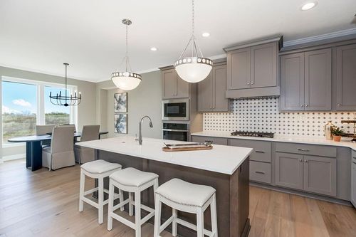 24443 W 126th Ter, Olathe, KS, 66061-9442 | Card Image