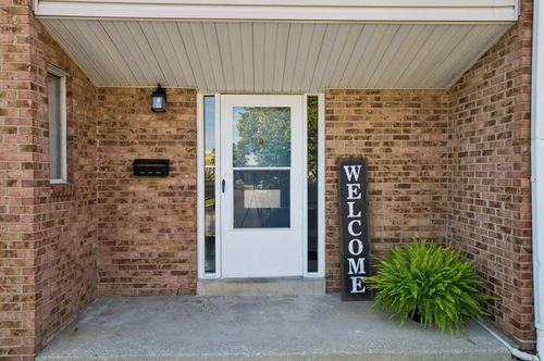 g-121 W Ticonderoga Dr, Westerville, OH, 43081-1386 | Card Image