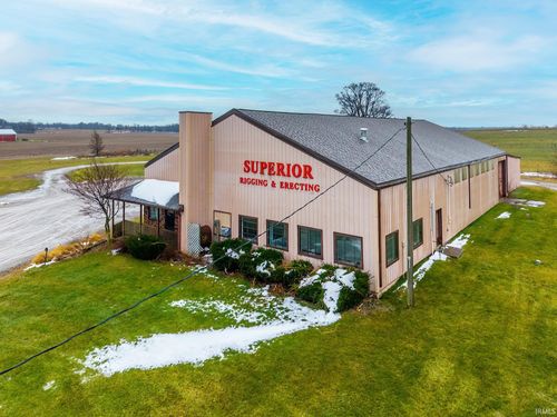 2000 W Us Highway 20, Lagrange, IN, 46761-8626 | Card Image