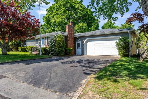 68 Redwood Rd, Somerset, MA, 02726-3344 | Card Image