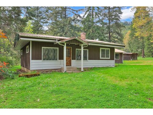 544 Lou Gray Dr, Myrtle Creek, OR, 97457-9433 | Card Image