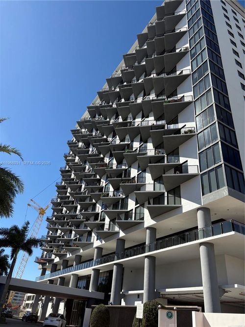 602-5252 Nw 85th Ave, Doral, FL, 33166 | Card Image