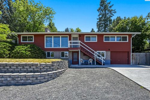 1825 Ne Valley Rd, Pullman, WA, 99163-4628 | Card Image