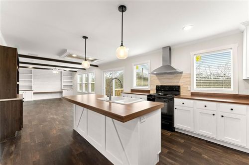 719 Kelly Bridge Rd, dawsonville, GA, 30534-5121 | Card Image