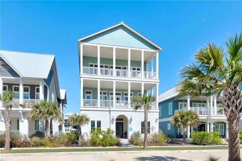 132 Wild Indigo St, Port Aransas, TX, 78373-4267 | Card Image