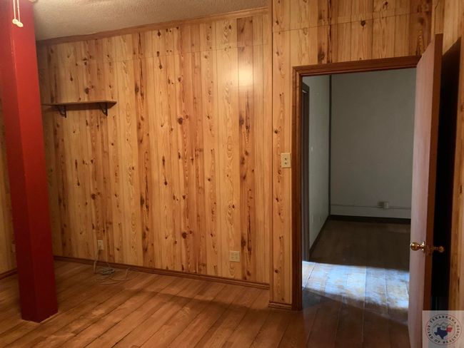 105 E Main St, House other with 2 bedrooms, 1 bathrooms and null parking in Bloomburg TX | Image 13