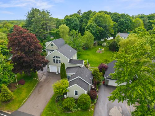 111 Scotland Bridge Rd, York, ME, 03909-5219 | Card Image