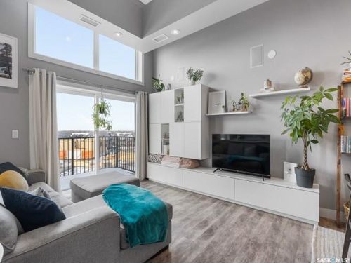 304-419 Willowgrove Sq, Saskatoon, SK, S7W8B8 | Card Image