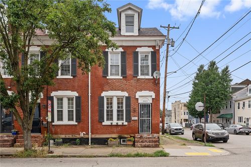 2425 Jane St, Pittsburgh, PA, 15203-2213 | Card Image