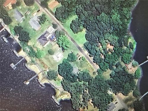 4498 Hermitage Ln, Gloucester, VA, 23061-3527 | Card Image