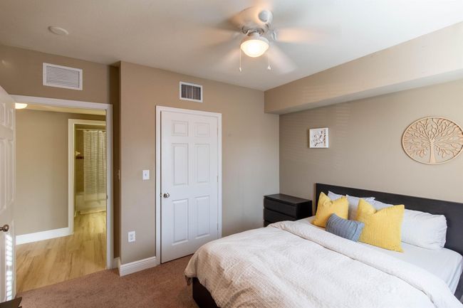 APT-201 - 6559 Emerald Dunes Dr, Condo with 3 bedrooms, 2 bathrooms and null parking in West Palm Beach FL | Image 15