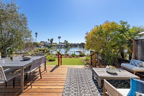 32 Porto Bello Dr, San Rafael, CA, 94901-4227 | Card Image