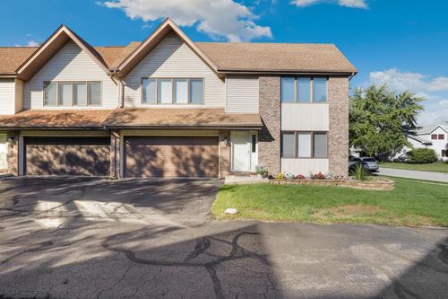 apt-a-741 Newcastle Dr, Schererville, IN, 46375-3165 | Card Image