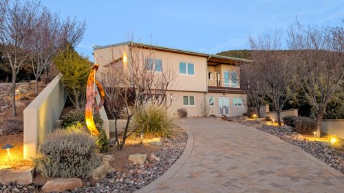 16 Chimboraza Pt, Silver City, NM, 88061-4724 | Card Image