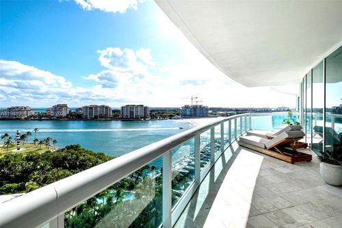 1205-1000 S Pointe Dr, Miami Beach, FL, 33139-7343 | Card Image