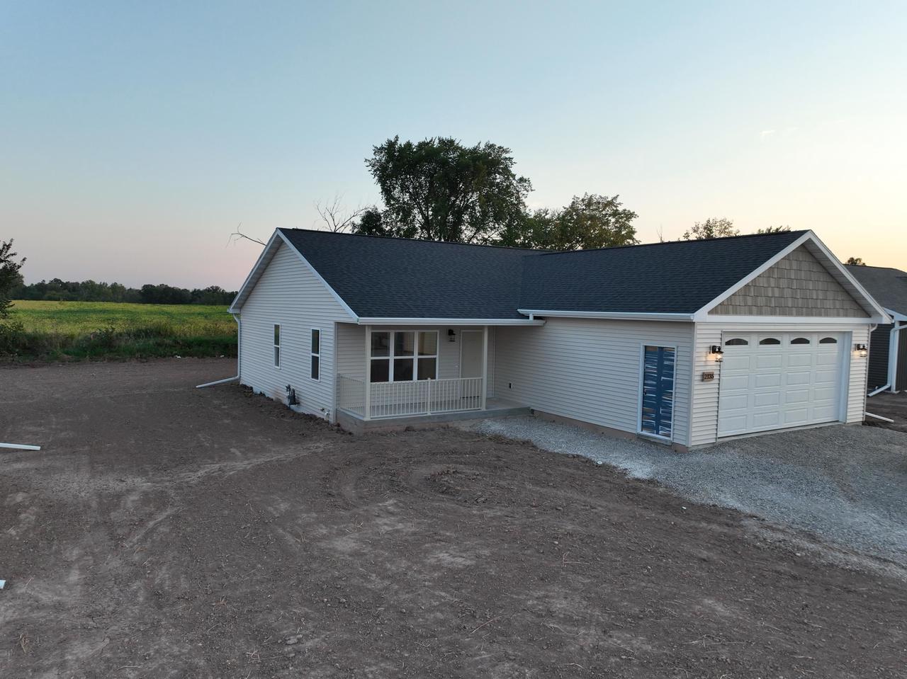 White Dove Ln, Kaukauna, WI 54130