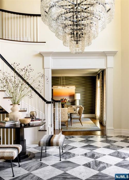 211 Vaccaro Dr, Cresskill, NJ, 07626-1753 | Card Image