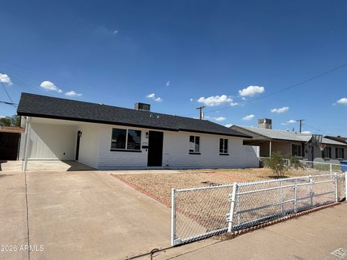 6742 W Hazelwood St, Phoenix, AZ, 85033-1916 | Card Image