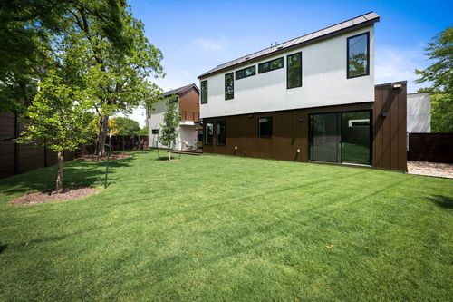 2-3209 Dolphin Dr, Austin, TX, 78704-6026 | Card Image