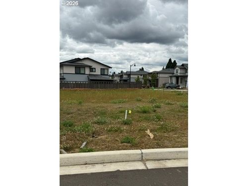 820-16348 Se Multnomah Falls Dr, Happy Valley, OR, 97086-4555 | Card Image