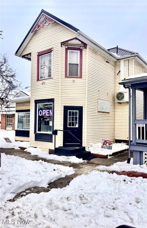 24 E Main St, New Concord, OH, 43762-1286 | Card Image