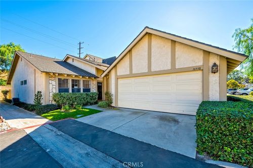 16938 Kawai Court, Fountain Valley, CA, 92708 | Card Image