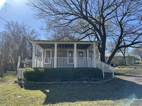 601 W Avenue G, Heavener, OK, 74937-2809 | Card Image