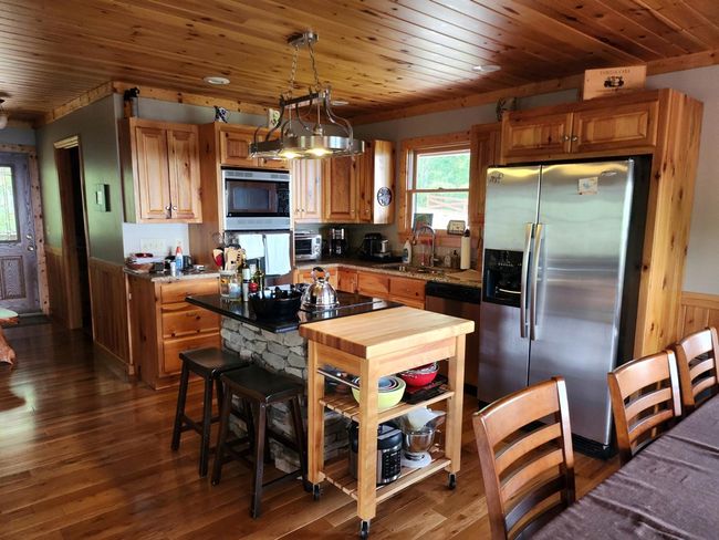 82 Alpine Way, House other with 3 bedrooms, 2 bathrooms and null parking in Fancy Gap VA | Image 12