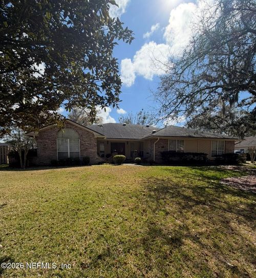 655 Fingal Dr, Orange Park, FL, 32073-4218 | Card Image