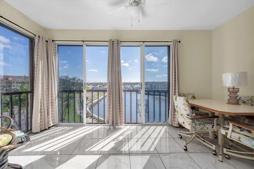 825-19029 Us Highway 19 N, CLEARWATER, FL, 33764 | Card Image