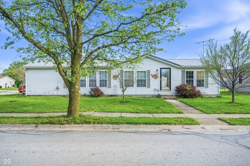 3336 Fall Valley Dr, Columbus, IN, 47203-4753 | Card Image