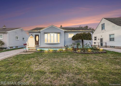 29217 Dembs Dr, Roseville, MI, 48066-2065 | Card Image