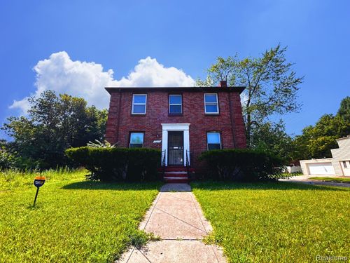 7275 W Outer Dr, Detroit, MI, 48235-3107 | Card Image