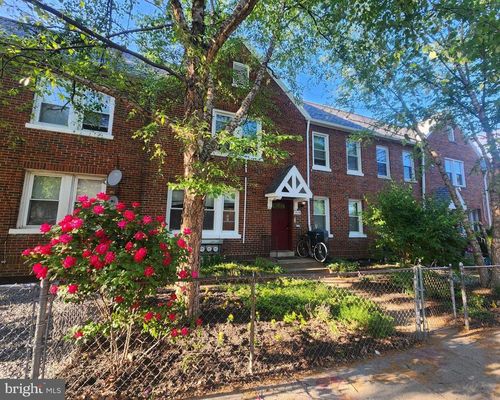 1518 Isherwood St Ne, WASHINGTON, DC, 20002-5522 | Card Image