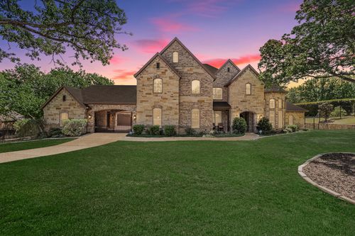 8605 Del Pino Ct, Flower Mound, TX, 75022-6661 | Card Image
