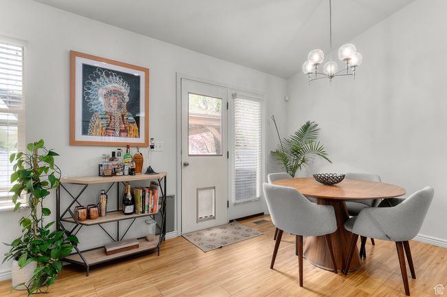 Eat In dining area with access to back yard | Image 8