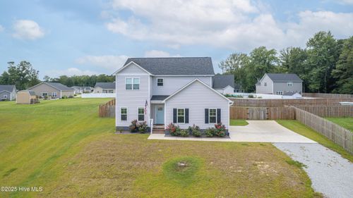 207 Baker Rd, Hubert, NC, 28539-1203 | Card Image
