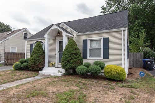 50 Martin St, Pawtucket, RI, 02861-3421 | Card Image
