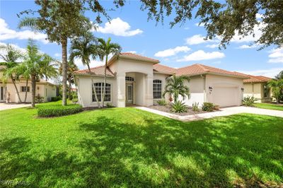 11099 Sea Tropic Lane, House other with 3 bedrooms, 2 bathrooms and null parking in Fort Myers FL | Image 1